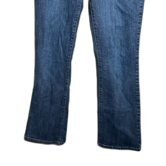 Levi’s 515 Bootcut Women’s Jeans Size 8 Blue Denim Mid Rise Flare Leg USA - Picture 5 of 8